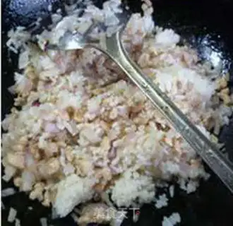 Make Onion chicken fried rice step 8