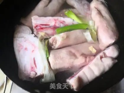 Make Roasted pig hoof step 0