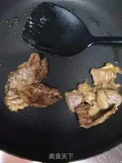 Make Beef egg sandwich step 1