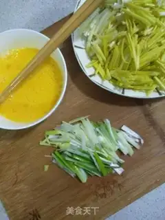 Make Yellow eggs step 6