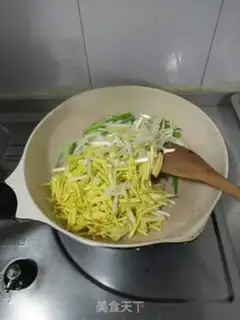 Make Yellow eggs step 10