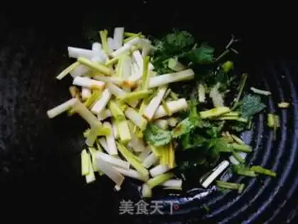 Make Spinach fan soup step 2