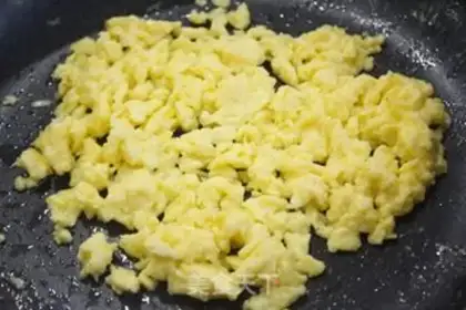 Make Egg crystal dumplings step 2