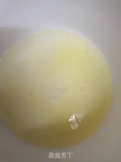 Make Maverick strawberry cake step 1