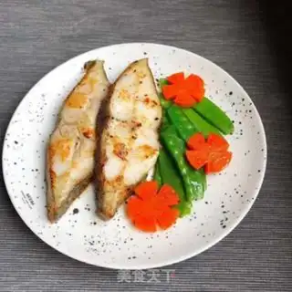 Make Fried halibut step 8