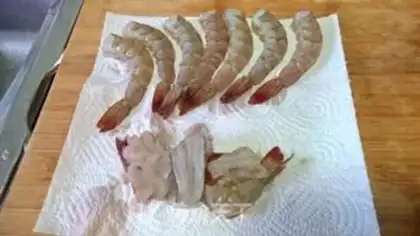 Make pineapple shrimp step 1