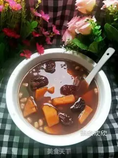Make Four red soups step 4