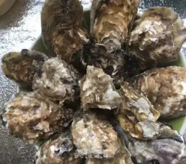 Make Microwave garlic roasted oysters step 1