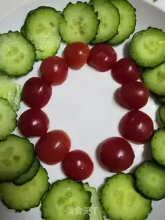 Make Fruit and vegetable platter salad step 2