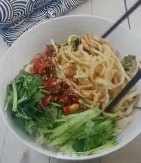 Make Sour spicy noodles step 5
