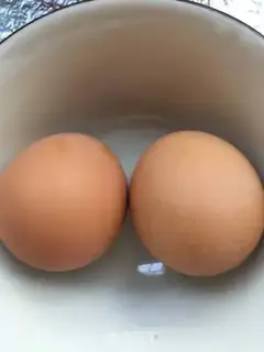Make And boiled eggs step 1