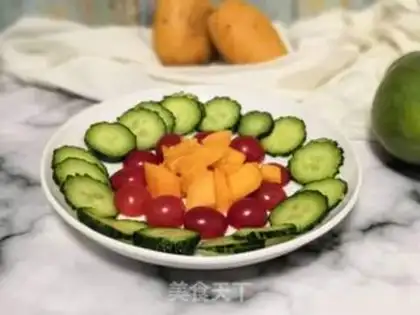 Make Fruit and vegetable platter salad step 6