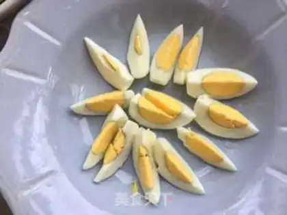 Make And boiled eggs step 4