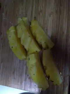 Make Pineapple juice step 2