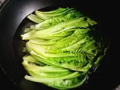 Make Garlic fan barley step 2