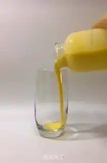 Make Banana mango milkshake step 4