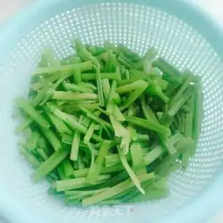 Make Celery and roast beef step 9