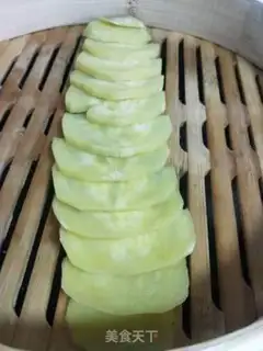 Make Honey-cracked potatoes step 0