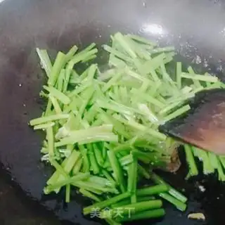 Make Celery and roast beef step 14