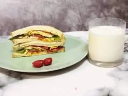 Make Egg sandwich step 5