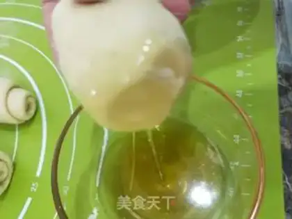 Make Honey-cracked potatoes step 8