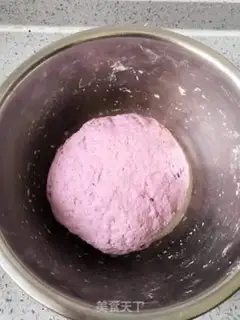 Make Potato buns step 3