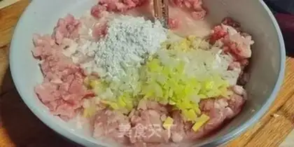 Make Crystal meatballs step 3