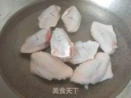 Make Beer chicken wings step 1