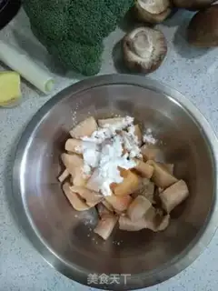 Make Chicken chest mushrooms and broccoli step 2