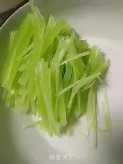 Make Mix noodles step 1