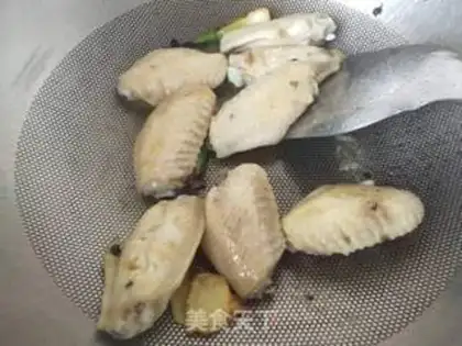 Make Beer chicken wings step 3
