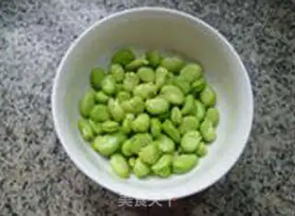 Make Garlic bean chicken step 1
