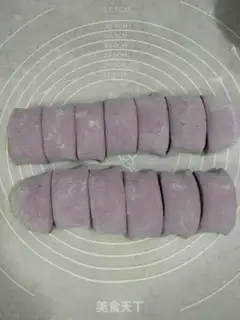 Make Potato buns step 4