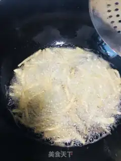 Make Smelting hands tore abalone mushrooms step 1