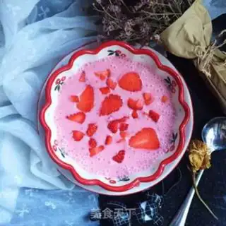 Make Strawberry shakes step 6