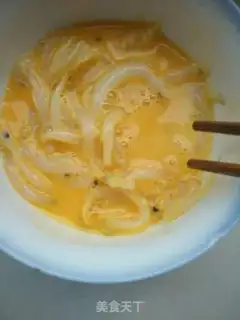 Make Silver fish fried eggs step 3