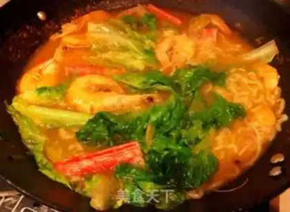 Make Seafood ramen step 5