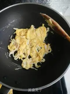 Make Silver fish fried eggs step 6