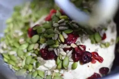 Make Oatmeal nut bread step 1