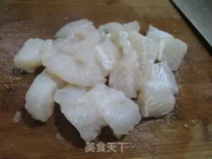 Make Tomato fried dragonfish step 1