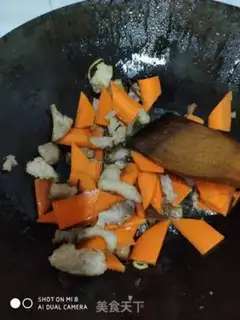 Make Liang pork and carrots step 6