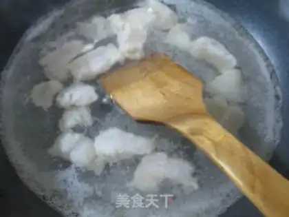 Make Tomato fried dragonfish step 4
