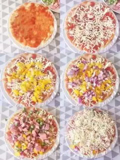 Make Hand-held pizza step 3
