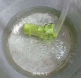 Make Eggs and broccoli step 4