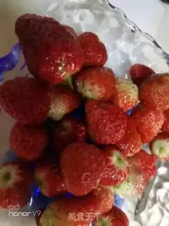 Make Strawberry cucumber lasa step 0
