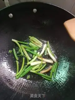 Make Onion noodles step 2