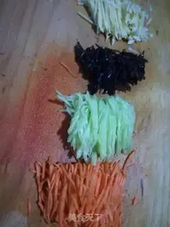 Make Five onions step 1