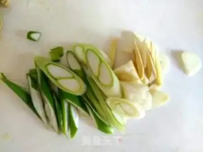Make Cabbage dry tofu step 2