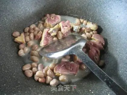 Make Peanut rice for duck legs step 5