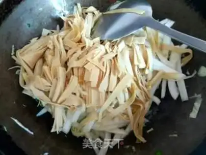 Make Cabbage dry tofu step 6